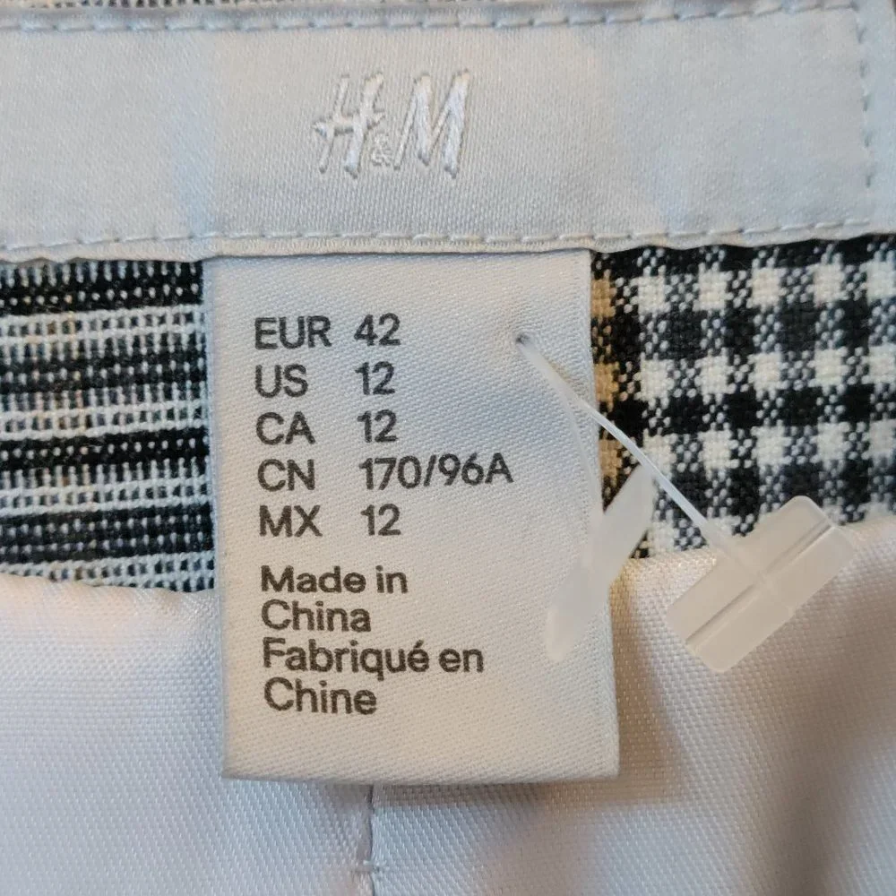 H & M - Picture 3 of 15